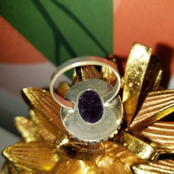 Ring - Picture 3 of 5